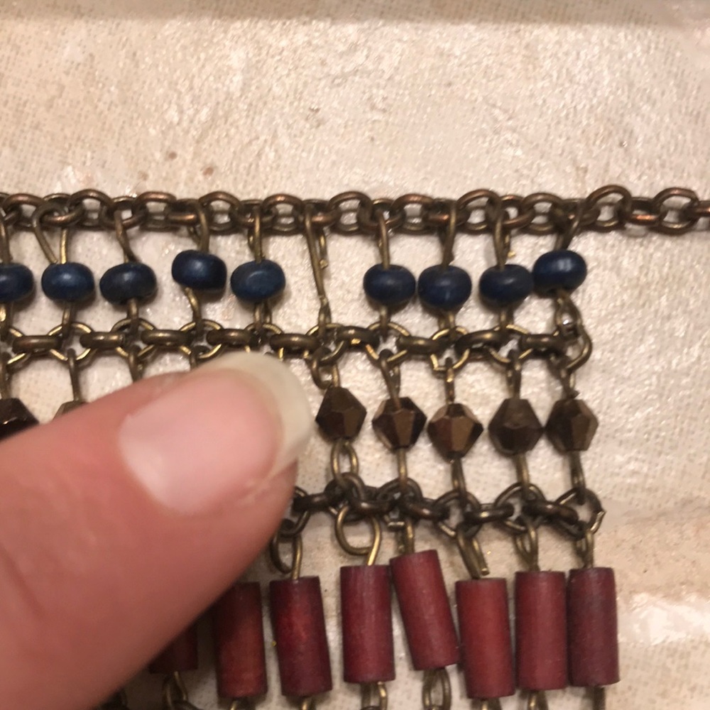 Bib necklace - Picture 6 of 6